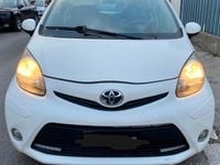 Usata Toyota Aygo 68 CV (50 kW) 2012 Bianco Utilitaria