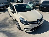 Usata Renault Clio IV Zen 75 CV (55 kW) 2017 Beige Berlina