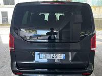 Usata Mercedes V300 237 CV (174 kW) 2022 Monovolume