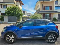 Usata Renault Captur Techno 101 CV (74 kW) 2022 Bluazzurro SUV