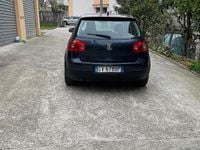 Usata VW Golf V 105 CV (77 kW) 2008 Blu Berlina
