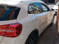 Usata Mercedes GLA200 156 CV (114 kW) 2015 Bianco SUV