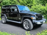 Usata Jeep Wrangler Unlimited Sahara 272 CV (200 kW) 2020 Nero SUV