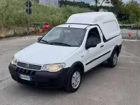 Usata Fiat Strada 84 CV (61 kW) 2007 Bianco Pick-up