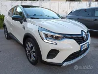 Usata Renault Captur Intens 101 CV (74 kW) 2020 Beige SUV