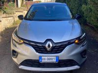 Usata Renault Captur Techno 94 CV (69 kW) 2023 Argento SUV