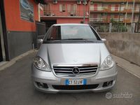 Usata Mercedes A180 Avantgarde 109 CV (80 kW) 2004 Grigio Berlina
