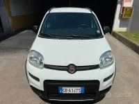 Usata Fiat Panda 4x4 S 85 CV (62 kW) 2020 Bianco Utilitaria