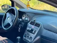 Usata Fiat Grande Punto 131 CV (96 kW) 2006 Utilitaria