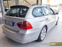 Usata BMW 320 150 CV (110 kW) 2005 Grigio Station wagon