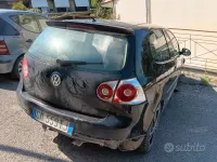 Usata VW Golf IV 140 CV (102 kW) 2004 Berlina