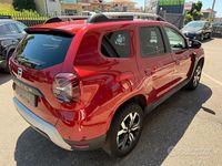 Usata Dacia Duster Prestige 101 CV (74 kW) 2022 Rosso SUV