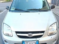 Usata Suzuki Ignis 2004 Grigio Utilitaria