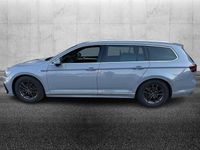 Usata VW Passat Executive 200 CV (147 kW) 2023 Grigio pastello Station wagon