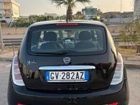 Usata Lancia Ypsilon 60 CV (44 kW) 2011 Nero Utilitaria