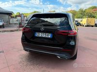 Usata Mercedes B180 116 CV (85 kW) 2021 Nero Monovolume