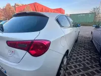 Brugt Alfa Romeo Giulietta 120 HK (88 kW) 2011 Hvid Hatchback