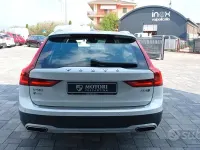 Usata Volvo V90 CC 190 CV (139 kW) 2019 Bianco Station wagon