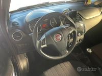 Usata Fiat Punto 95 CV (69 kW) 2017 Blu Utilitaria