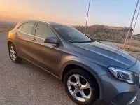 Usata Mercedes GLA200 136 CV (100 kW) 2017 Grigio SUV
