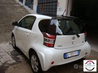 Usata Toyota iQ Sol 68 CV (50 kW) 2012 Bianco Utilitaria