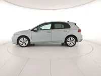 Usata VW Golf VIII Edition 150 CV (110 kW) 2024 Dolomite silver metallizzato Berlina