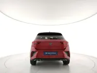 Usata VW T-Roc R-line 150 CV (110 kW) 2022 Kings red metallizzato deep black perlat SUV