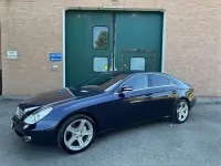 Usata Mercedes CLS500 306 CV (225 kW) 2004 Blu/azzurro Berlina