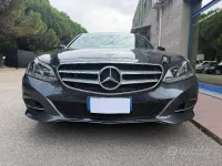 Usata Mercedes E220 170 CV (125 kW) 2014 Grigio Berlina