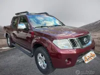 Usata Nissan Navara 190 CV (139 kW) 2011 Marrone Pick-up