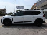 Usata Dacia Jogger Extreme 140 CV (102 kW) 2023 Bianco Monovolume
