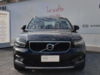 Usata Volvo XC40 Momentum 163 CV (119 kW) 2020 Nero SUV