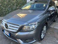 Usata Mercedes B180 Premium 109 CV (80 kW) 2013 Grigio Monovolume