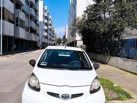 Usata Toyota Aygo Connect Style 68 CV (50 kW) 2011 Bianco Utilitaria