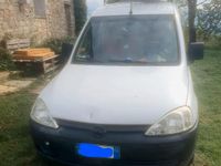 Usata Opel Combo 102 CV (75 kW) 2010 Monovolume