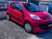 Usata Peugeot 107 68 CV (50 kW) 2006 Rosso Utilitaria