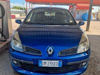 Usata Renault Clio III 105 CV (77 kW) 2008 Blu Berlina
