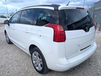 Usata Peugeot 5008 Business-Line 116 CV (85 kW) 2014 Bianco Monovolume
