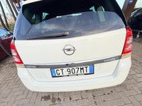 Usata Opel Zafira 150 CV (110 kW) 2013 Bianco Monovolume