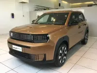 Nuova Fiat Grande Panda Icon 100 CV (73 kW) 2026 Marrone Utilitaria