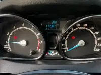 Usata Ford Fiesta 60 CV (44 kW) 2014 Bianco Utilitaria