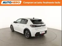 Usata Peugeot e-208 GT 100 kW (136 CV) 2021 Bianco Utilitaria