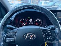 Usata Hyundai i10 67 CV (49 kW) 2023 Blu Utilitaria