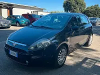 Usata Fiat Grande Punto 75 CV (55 kW) 2011 Nero Utilitaria