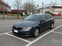 Usata Skoda Octavia Executive 116 CV (85 kW) 2017 Grigio Station wagon