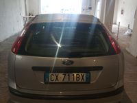 Usata Ford Focus 115 CV (84 kW) 2005 Grigio Berlina