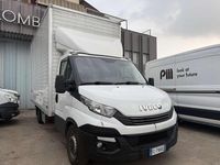 Usata Iveco 35.12 204 CV (150 kW) 2017 Bianco Furgone