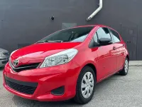 Occasion Toyota Yaris Lounge 69 ch (50 kW) 2012 Rouge Citadine