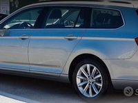 Usata VW Passat Business 150 CV (110 kW) 2016 Grigio Station wagon