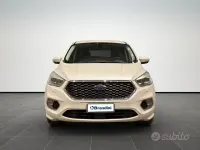 Usata Ford Kuga Vignale 150 CV (110 kW) 2019 Galpine white SUV